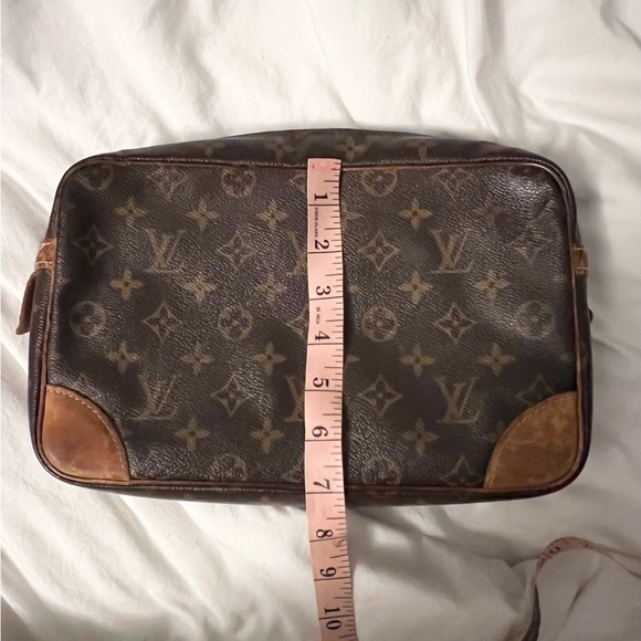 PRELOVED Louis Vuitton Large Marly Dragonne Pouch - Picture 6 of 16